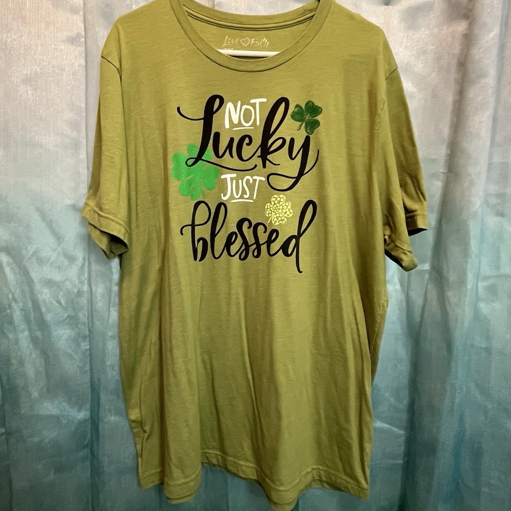Love in Faith‎ 2x Women's "Not Lucky Just Blessed" Green Cotton Blend T-shirt